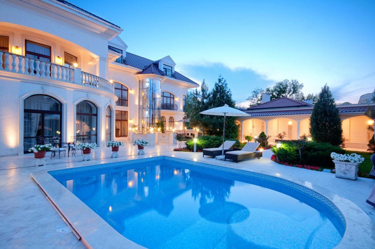 Villa Le Premier - Maestro Odessa Ngoại thất bức ảnh