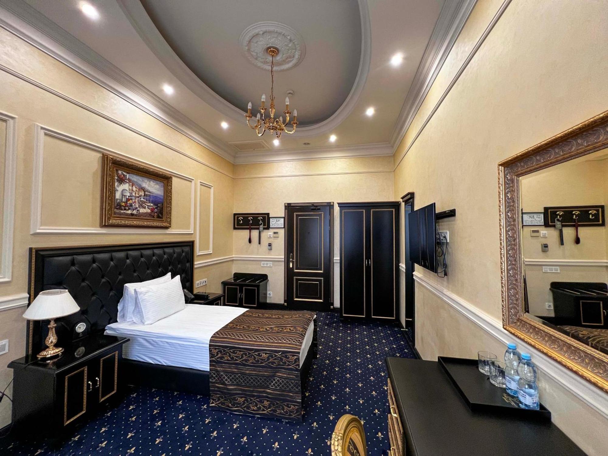 Villa Le Premier - Maestro Odessa Ngoại thất bức ảnh